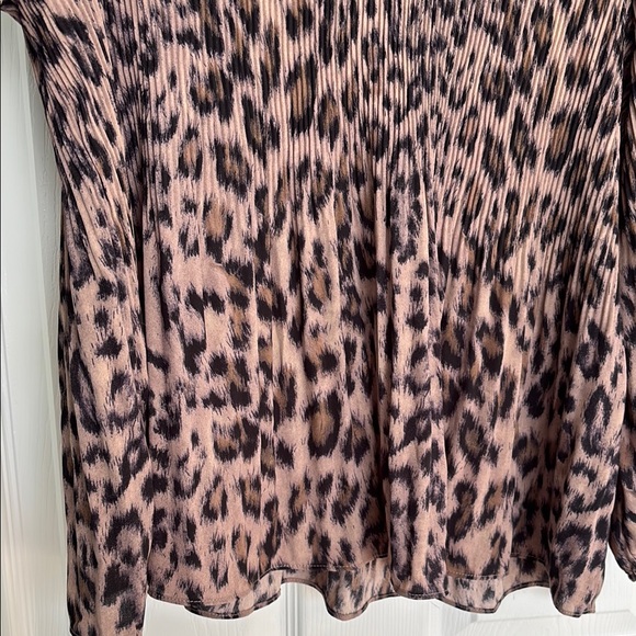 Adrianna Papell pleated leopard print blouse - Picture 6 of 10